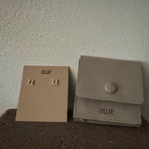 Awe Inspired 14k Gold Vermeil Earrings with Suede Pouch